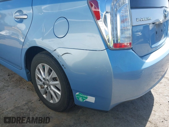 2014 Toyota Prius z VIN JTDKN3DP4E3060596, wystawiony jako IAAI lot #42344224 z przebiegiem 95 043 mil mil oraz . Historia ofert i sprzedaży dostępna na DreamBid. Obrazek 6.