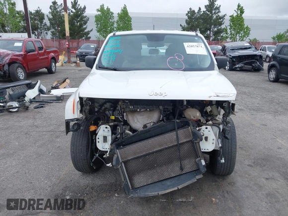 2017 Jeep Renegade Sport with VIN ZACCJBAB8HPF82862, listed as a IAAI auction lot 42057871 with 109,447 mi miles and . Bid and sale history available at carsss.com. Image 13.