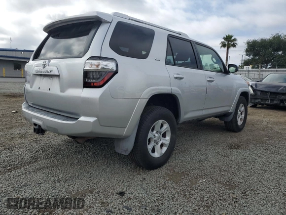 2016 Toyota 4Runner Limited with VIN JTEBU5JR2G5313213, listed as a Copart auction lot 55557835 with 115,365 mi miles and Clean Title. Bid and sale history available at DreamBid. Image 3.