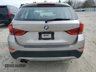 2013 BMW X1 xDrive28i z VIN WBAVL1C59DVR83695, wystawiony jako Copart lot #53530785 z przebiegiem Nie podano mil oraz Czysty tytuł • Clean title. Historia ofert i sprzedaży dostępna na DreamBid. Obrazek 6.