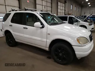 2001 Mercedes-Benz M 320/430/500 with VIN 4JGAB72E51A222489, listed as a Copart auction lot 51674925 with 226,108 mi miles and Clean title. Bid and sale history available at DreamBid. Image 4.