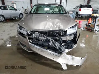 2019 Lincoln MKZ Reserve II with VIN 3LN6L5E95KR604468, listed as a Copart auction lot 61592725 with 106,895 mi miles and Salvage title. Bid and sale history available at DreamBid. Image 5.