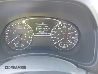 2020 Nissan Pathfinder S with VIN 5N1DR2AN0LC647977, listed as a IAAI auction lot 41442581 with 27,202 mi miles. Bid and sale history available at carsss.com. Image 7.