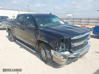 2016 Chevrolet Silverado 1500 LT with VIN 3GCPCREC1GG371266, listed as a IAAI auction lot 41698552 with 105,982 mi miles. Bid and sale history available at carsss.com. Image 1.