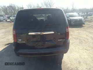 2009 Dodge Grand Caravan SXT z VIN 2D8HN54169R539294, wystawiony jako IAAI lot #41804315 z przebiegiem 175 090 mil mil oraz . Historia ofert i sprzedaży dostępna na DreamBid. Obrazek 16.