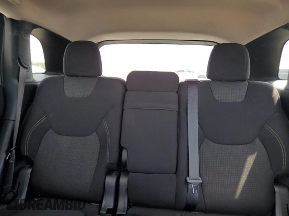 2016 Jeep Cherokee Latitude with VIN 1C4PJMCB2GW375170, listed as a Copart auction lot 66124075 with 104,929 mi miles and Clean title. Bid and sale history available at DreamBid. Image 10.