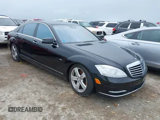 2012 Mercedes-Benz S 550 with VIN WDDNG9EB6CA449929, listed as a IAAI auction lot 40476416 with Not Provided miles and . Bid and sale history available at DreamBid. Image 1.