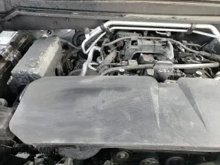 2023 Chevrolet Colorado 4WD LT z VIN 1GCGTCEC9P1199564, wystawiony jako Copart lot #66310145 z przebiegiem 44 672 mil mil oraz Szkoda całkowita • Salvage title. Historia ofert i sprzedaży dostępna na DreamBid. Obrazek 16.