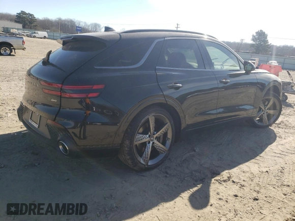 2025 Genesis GV70 2.5T with VIN 5NMMADTB0SH031688, listed as a Copart auction lot 89095825 with 535 mi miles and Salvage title. Bid and sale history available at DreamBid. Image 3.