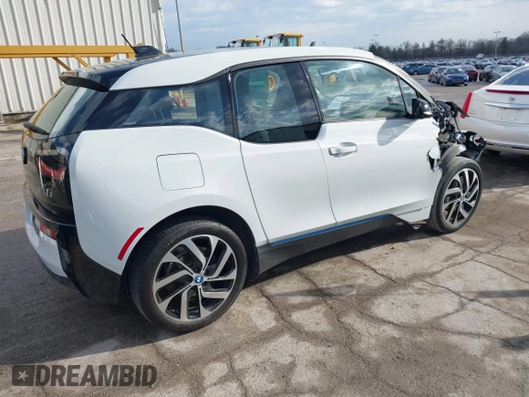 2016 BMW i3 z VIN WBY1Z2C57GV556766, wystawiony jako IAAI lot #41909815 z przebiegiem 51 291 mil mil oraz . Historia ofert i sprzedaży dostępna na DreamBid. Obrazek 4.
