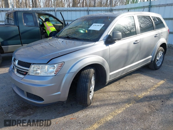 2015 Dodge Journey SE z VIN 3C4PDCAB7FT719679, wystawiony jako IAAI lot #41839838 z przebiegiem 119 610 mil mil oraz . Historia ofert i sprzedaży dostępna na DreamBid. Obrazek 2.