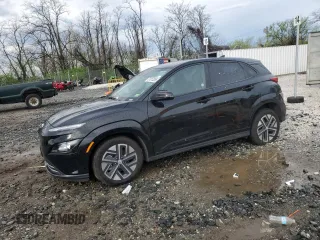 2023 Hyundai Kona SE with VIN KM8K23AGXPU191490, listed as a Copart auction lot 51813265 with 22,101 mi miles and Non Repairable. Bid and sale history available at carsss.com. Image 1.