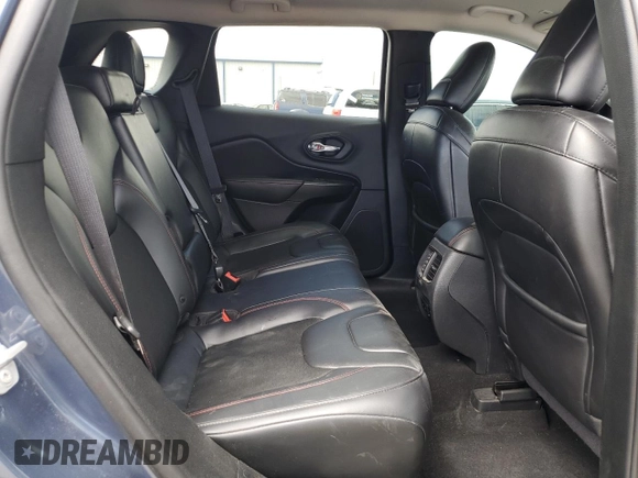 2019 Jeep Cherokee Trailhawk с VIN 1C4PJMBX7KD441911, выставлен на аукционе Copart как лот 53752285 с пробегом 82 110 миль миль и Списание • Salvage title. История ставок и продаж доступна на DreamBid. Изображение 11.
