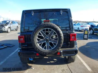2024 Jeep Wrangler 4xe High Altitude with VIN 1C4RJXU66RW163211, listed as a IAAI auction lot 40887601 with 5,782 mi miles. Bid and sale history available at carsss.com. Image 17.