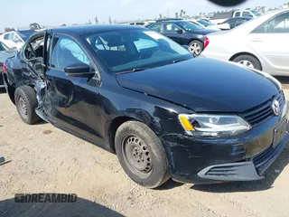 2014 Volkswagen Jetta S with VIN 3VW2K7AJ0EM389758, listed as a IAAI auction lot 42177916 with 155,160 mi miles and . Bid and sale history available at DreamBid. Image 1.
