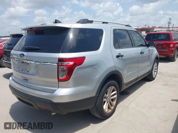 2012 Ford Explorer XLT with VIN 1FMHK7D81CGA67929, listed as a IAAI auction lot 42552460 with 84,452 mi miles and . Bid and sale history available at DreamBid. Image 4.