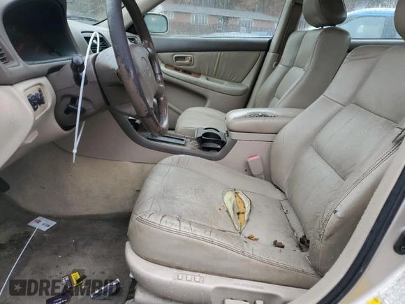 1999 Lexus ES 300 Luxury Sport Sdn with VIN JT8BF28GXX5067205, listed as a Copart auction lot 83018394 with 170,573 mi miles and Salvage Title. Bid and sale history available at carsss.com. Image 7.