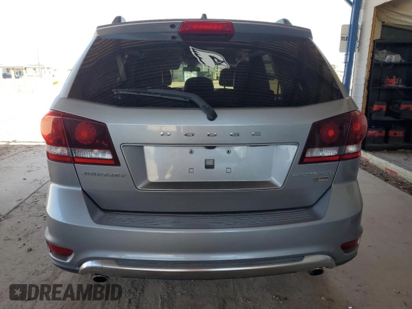 2018 Dodge Journey Crossroad z VIN 3C4PDCGG3JT379412, wystawiony jako Copart lot #57616985 z przebiegiem 70 446 mil mil oraz Szkoda całkowita • Salvage title. Historia ofert i sprzedaży dostępna na DreamBid. Obrazek 6.