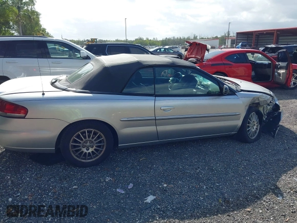 2004 Chrysler Sebring LXi z VIN 1C3EL55R44N258455, wystawiony jako IAAI lot #42108552 z przebiegiem 113 216 mil mil oraz . Historia ofert i sprzedaży dostępna na DreamBid. Obrazek 13.