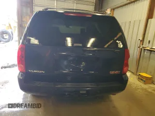 2007 GMC Yukon SLT with VIN 1GKFC13J97R307091, listed as a Copart auction lot 77090434 with 205,175 mi miles and Salvage Title. Bid and sale history available at carsss.com. Image 6.