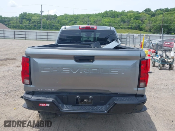 2024 Chevrolet Colorado 4WD Trail Boss with VIN 1GCPTEEK6R1293343, listed as a IAAI auction lot 42524617 with 5,284 mi miles and . Bid and sale history available at DreamBid. Image 17.