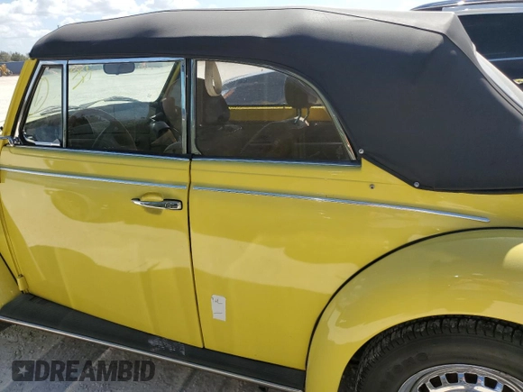 1979 Volkswagen Beetle with VIN 1592027887, listed as a Copart auction lot 77091064 with 19,097 mi miles and Salvage Title. Bid and sale history available at DreamBid. Image 12.
