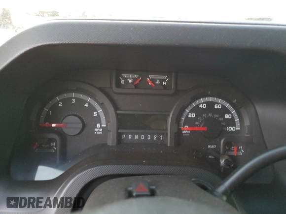 2016 Ford Econoline Commercial z VIN 1FDWE3FL7GDC36478, wystawiony jako Copart lot #86727284 z przebiegiem Nie podano mil oraz Szkoda całkowita • Salvage title. Historia ofert i sprzedaży dostępna na DreamBid. Obrazek 9.