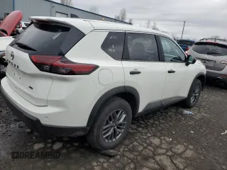 2024 Nissan Rogue S with VIN 5N1BT3AB3RC742658, listed as a Copart auction lot 45231345 with Not Provided miles and Salvage Title. Bid and sale history available at DreamBid. Image 3.