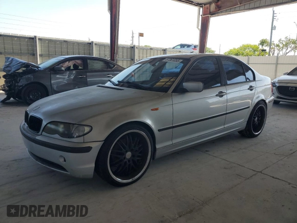 2002 BMW 3 Series 325i z VIN WBAET37442NG70535, wystawiony jako Copart lot #57361055 z przebiegiem Nie podano mil oraz Czysty tytuł • Clean title. Historia ofert i sprzedaży dostępna na DreamBid. Obrazek 1.