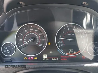 2019 BMW 4 Series 430i with VIN WBA4J1C59KBM17309, listed as a IAAI auction lot 42011443 with 87,189 mi miles. Bid and sale history available at carsss.com. Image 7.