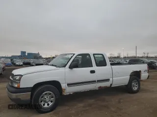 2005 Chevrolet Silverado 1500 LS z VIN 1GCEK19T05E237472, wystawiony jako Copart lot #43835175 z przebiegiem 412 518 mil mil oraz Czysty tytuł • Clean title. Historia ofert i sprzedaży dostępna na DreamBid. Obrazek 1.