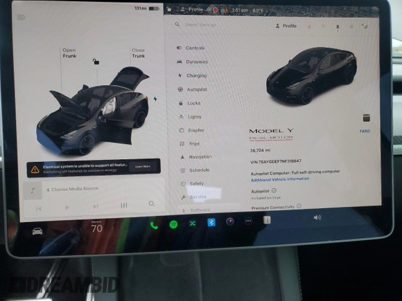 2022 Tesla Model Y Performance with VIN 7SAYGDEF7NF318647, listed as a Copart auction lot 53822465 with 38,724 mi miles and Salvage title. Bid and sale history available at DreamBid. Image 9.