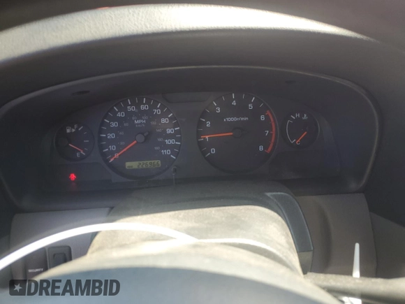 2001 Nissan Xterra XE z VIN 5N1ED28T21C533628, wystawiony jako Copart lot #56228115 z przebiegiem 226 966 mil mil oraz Czysty tytuł • Clean title. Historia ofert i sprzedaży dostępna na DreamBid. Obrazek 9.