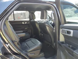 2020 Ford Explorer XLT with VIN 1FMSK8DH5LGB81377, listed as a IAAI auction lot 41908780 with 73,960 mi miles and . Bid and sale history available at carsss.com. Image 8.