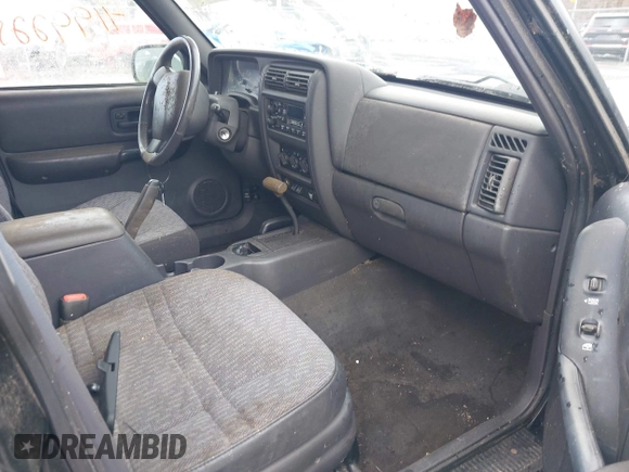 1999 Jeep Cherokee Sport z VIN 1J4FF68SXXL649633, wystawiony jako IAAI lot #41992258 z przebiegiem 121 042 mil mil oraz . Historia ofert i sprzedaży dostępna na DreamBid. Obrazek 5.