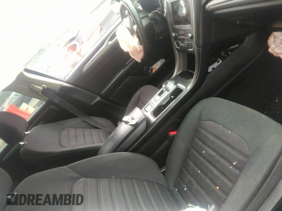 2020 Ford Fusion SE with VIN 3FA6P0HD1LR154966, listed as a IAAI auction lot 42119133 with 133,370 mi miles and . Bid and sale history available at DreamBid. Image 5.