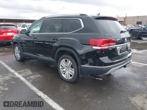 2018 Volkswagen Atlas SEL Premium z VIN 1V2NR2CA5JC533259, wystawiony jako IAAI lot #41799476 z przebiegiem 49 616 mil mil oraz . Historia ofert i sprzedaży dostępna na DreamBid. Obrazek 3.