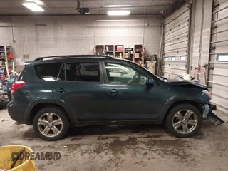 2008 Toyota RAV4 Sport with VIN JTMBK32V585065020, listed as a IAAI auction lot 41300285 with 120,076 mi miles. Bid and sale history available at carsss.com. Image 14.