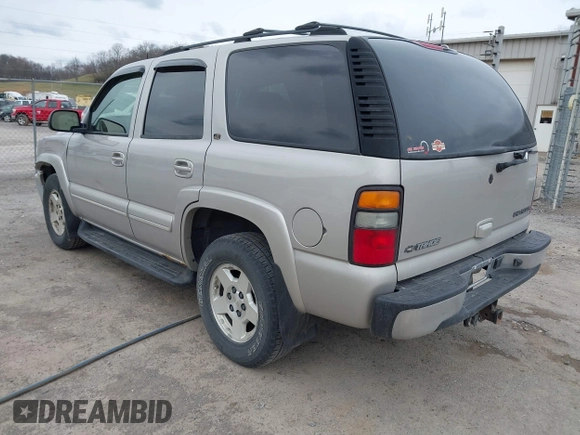 2004 Chevrolet Tahoe LS with VIN 1GNEK13Z74J181914, listed as a IAAI auction lot 41881310 with 213,223 mi miles. Bid and sale history available at carsss.com. Image 3.
