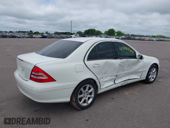 2007 Mercedes-Benz C 280 Luxury with VIN WDBRF54H47A931316, listed as a IAAI auction lot 42625925 with 109,449 mi miles and . Bid and sale history available at DreamBid. Image 4.