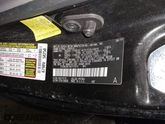 2011 Toyota Sienna SE with VIN 5TDXK3DC1BS172813, listed as a IAAI auction lot 41643352 with 172,385 mi miles. Bid and sale history available at carsss.com. Image 9.