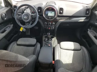 2020 MINI Countryman Cooper S with VIN WMZYW7C00L3M08829, listed as a Copart auction lot 47040025 with 25,490 mi miles and Salvage title. Bid and sale history available at DreamBid. Image 8.