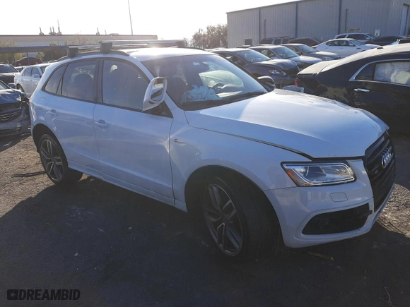 2015 Audi SQ5 Premium Plus with VIN WA1CGAFP4FA126605, listed as a Copart auction lot 71654562 with 74,819 mi miles. Bid and sale history available at carsss.com. Image 4.