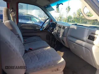 2000 Ford F-350 XL with VIN 3FTSW30F8YMA69377, listed as a IAAI auction lot 41273100 with 158,785 mi miles and . Bid and sale history available at DreamBid. Image 5.