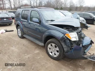 2007 Nissan Pathfinder SE with VIN 5N1AR18W57C637222, listed as a IAAI auction lot 41460806 with 229,347 mi miles. Bid and sale history available at carsss.com. Image 1.
