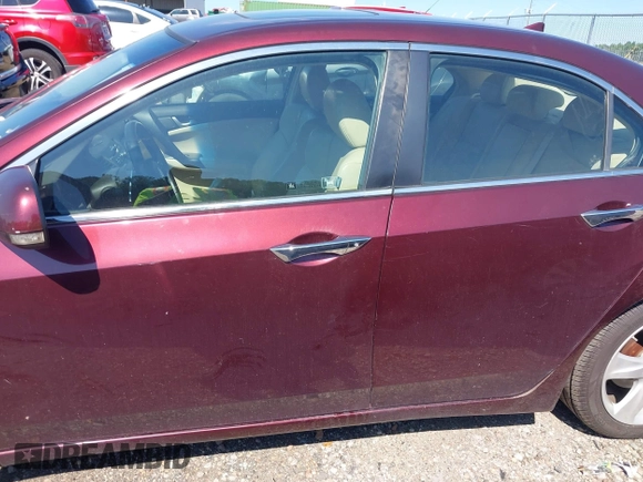 2010 Acura TSX z VIN JH4CU2F67AC037098, wystawiony jako IAAI lot #42197119 z przebiegiem 133 485 mil mil oraz . Historia ofert i sprzedaży dostępna na DreamBid. Obrazek 14.