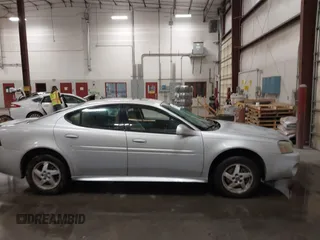 2004 Pontiac Grand Prix GT2 z VIN 2G2WS522641126247, wystawiony jako IAAI lot #42338014 z przebiegiem 236 735 mil mil oraz . Historia ofert i sprzedaży dostępna na DreamBid. Obrazek 13.