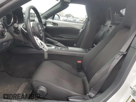 2016 Mazda MX-5 Miata Club z VIN JM1NDAC79G0107454, wystawiony jako Copart lot #47976975 z przebiegiem 47 362 mil mil oraz Szkoda całkowita • Salvage title. Historia ofert i sprzedaży dostępna na DreamBid. Obrazek 7.