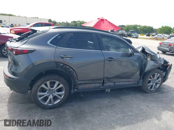 2021 Mazda CX-30 Preferred with VIN 3MVDMACLXMM228431, listed as a IAAI auction lot 41575602 with 67,854 mi miles. Bid and sale history available at carsss.com. Image 20.
