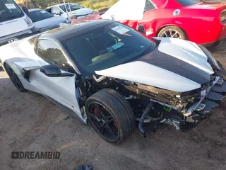 2021 Chevrolet Corvette 2LT with VIN 1G1YB3D45M5125069, listed as a IAAI auction lot 41165588 with 8,765 mi miles. Bid and sale history available at carsss.com. Image 1.